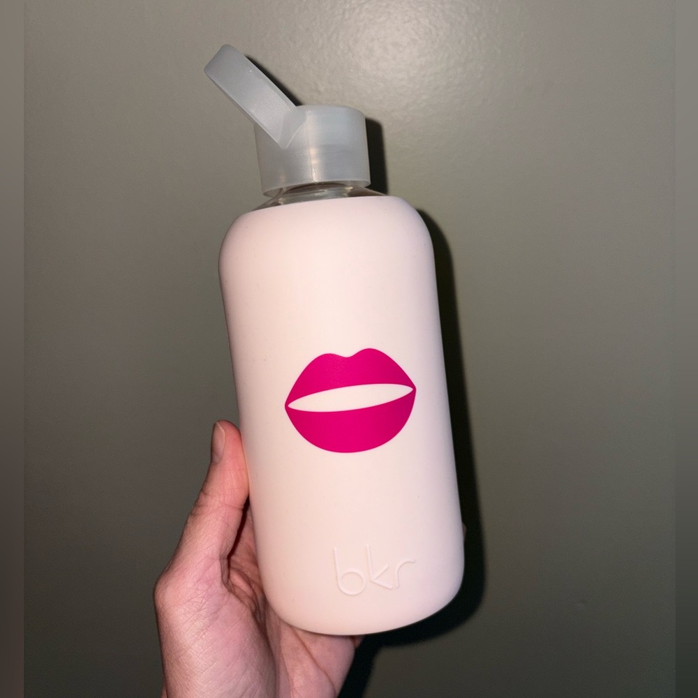 bkr Water Bottle Tutu Berry Lip 16 oz
